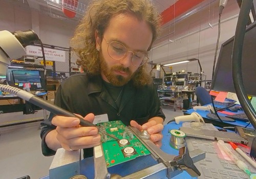 Electronics Developer picture